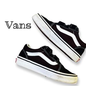 Vans Kids Old Skool V Sneaker. Size 12.5